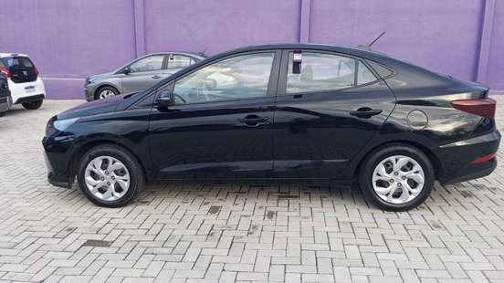 HYUNDAI-HB20S-2025