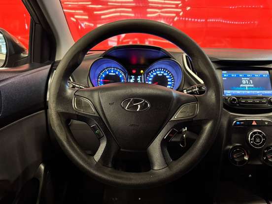 HYUNDAI-HB20S-2017
