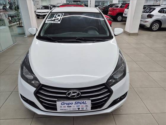 HYUNDAI HB20S 1.0 COMFORT PLUS 12V FLEX 4P MANUAL
