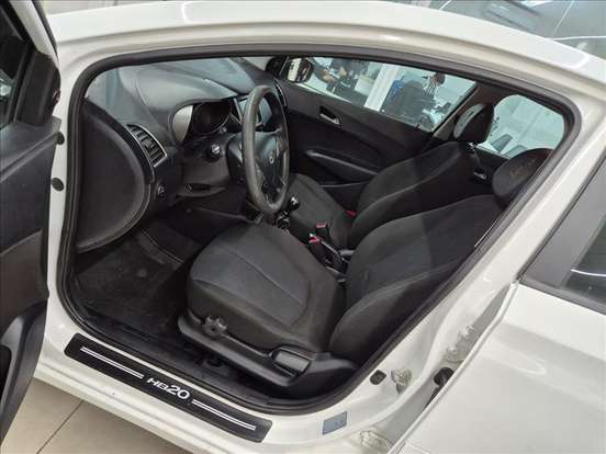HYUNDAI-HB20S-1.0 COMFORT PLUS 12V FLEX 4P MANUAL HYUNDAI-HB20S-2018