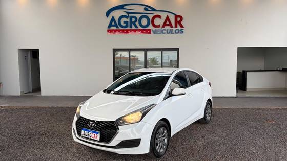 HYUNDAI HB20S 1.0 COMFORT PLUS 12V TURBO FLEX 4P MANUAL