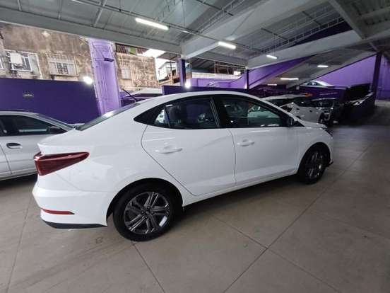 HYUNDAI-HB20S-2023