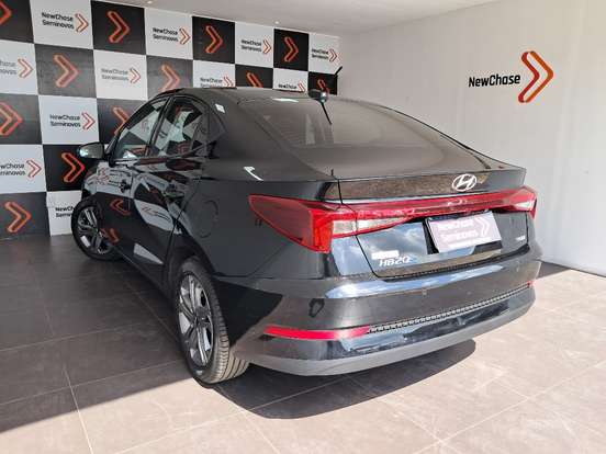 HYUNDAI-HB20S-2024