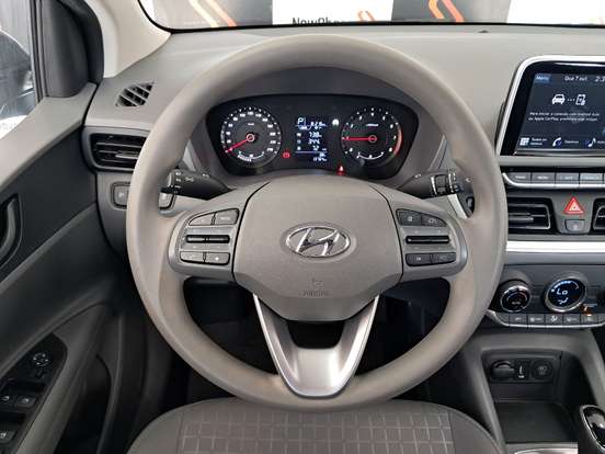 HYUNDAI-HB20S-2024