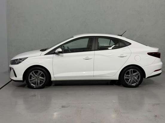 HYUNDAI-HB20S-2024