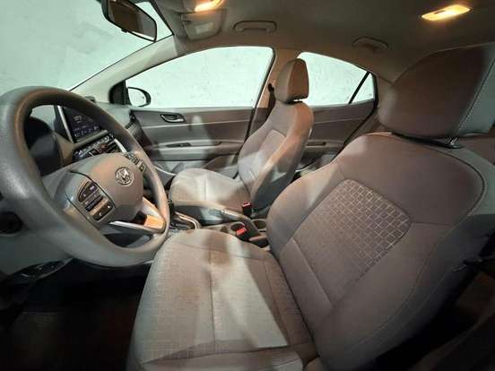 HYUNDAI-HB20S-2024