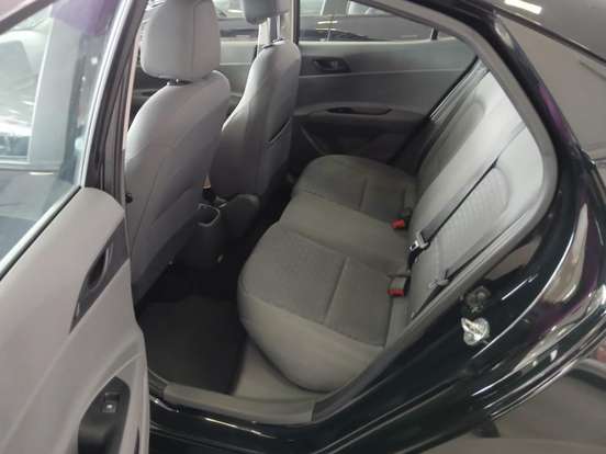 HYUNDAI-HB20S-2024