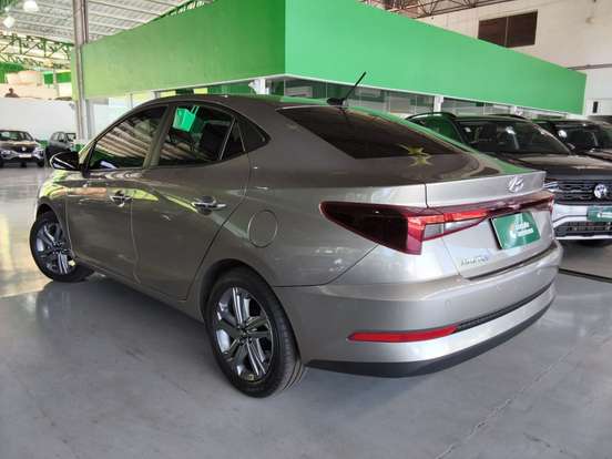 HYUNDAI-HB20S-2025