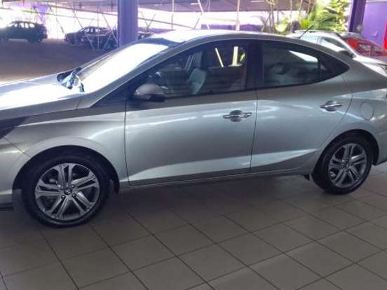 HYUNDAI-HB20S-1.0 TGDI FLEX LIMITED AUTOMÁTICO HYUNDAI-HB20S-2025