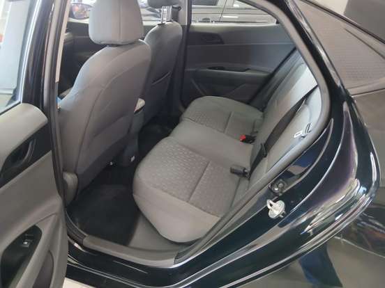 HYUNDAI-HB20S-2025