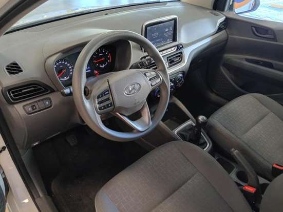 HYUNDAI-HB20S-2025