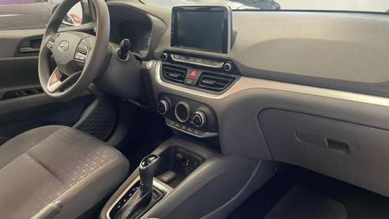 HYUNDAI-HB20S-2025