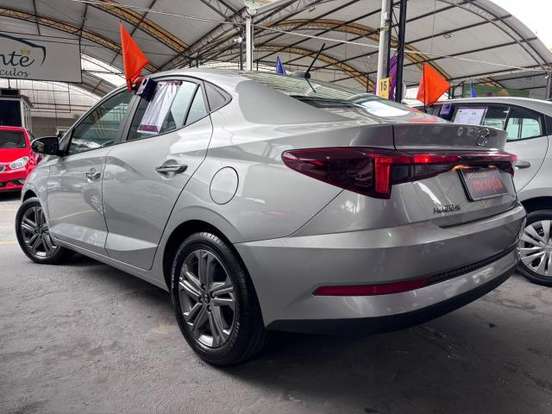 HYUNDAI-HB20S-2025
