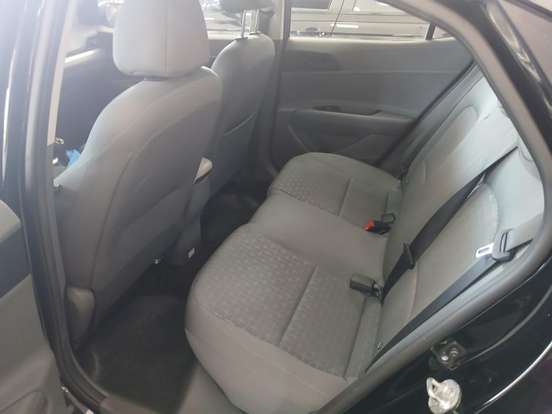 HYUNDAI-HB20S-2025