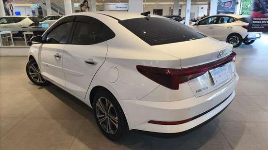 HYUNDAI-HB20S-2024