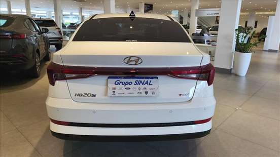 HYUNDAI-HB20S-2024