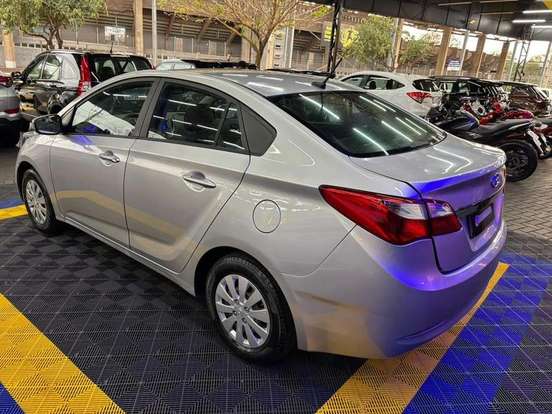 HYUNDAI-HB20S-2015