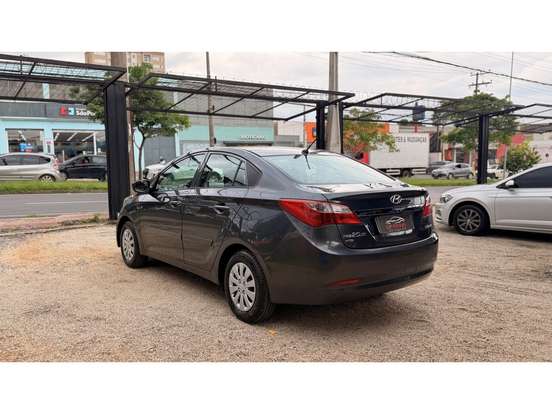 HYUNDAI-HB20S-2013