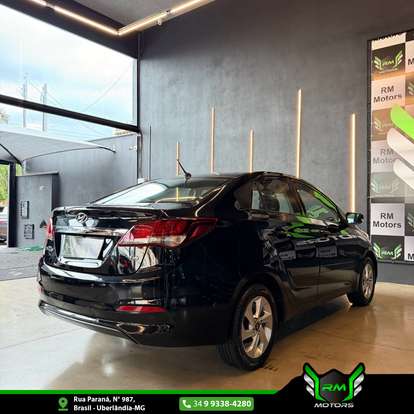 HYUNDAI-HB20S-2015