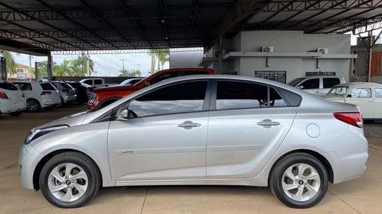 HYUNDAI-HB20S-2015