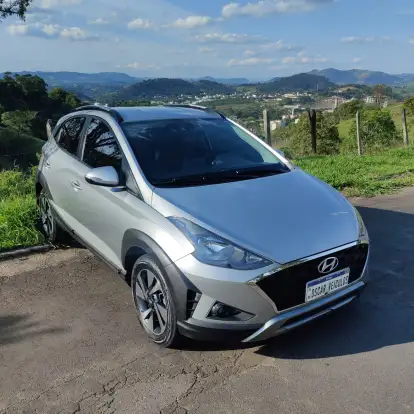 HYUNDAI-HB20X-2021