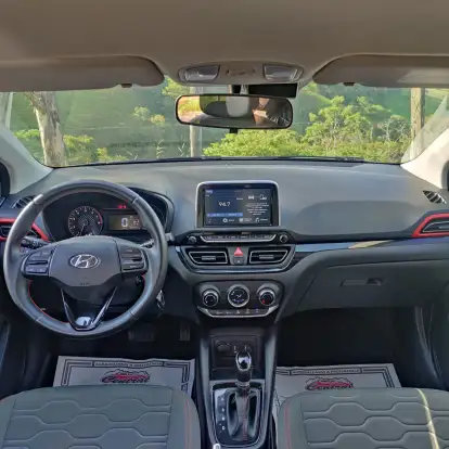 HYUNDAI-HB20X-2021
