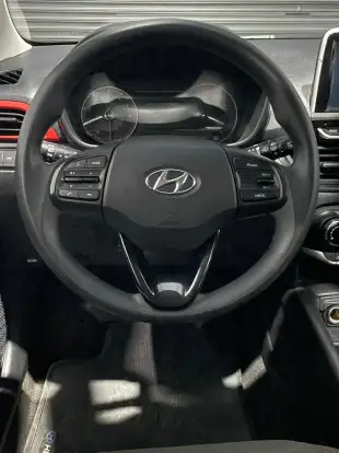 HYUNDAI-HB20X-2022