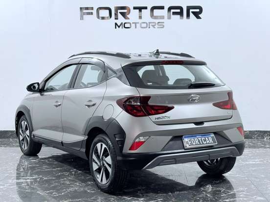 HYUNDAI-HB20X-2020