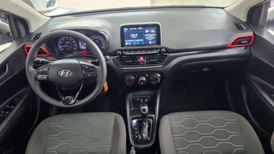 HYUNDAI-HB20X-2021