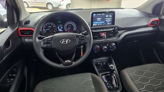 HYUNDAI-HB20X-2021