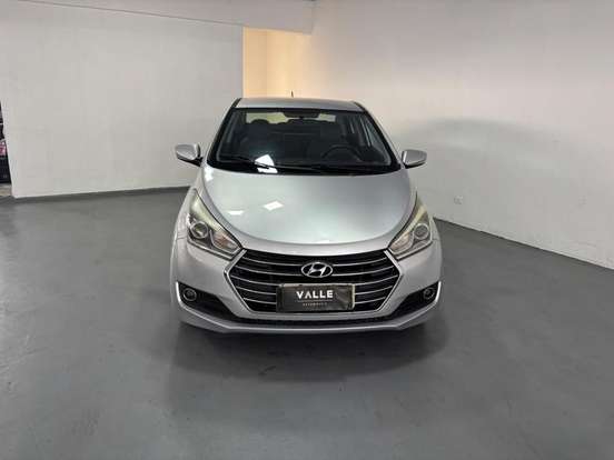 HYUNDAI-HB20X-2016