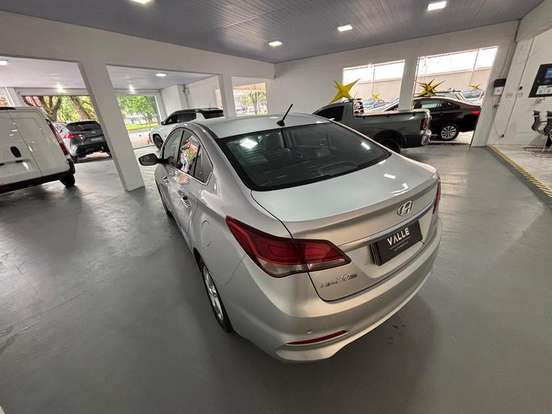 HYUNDAI-HB20X-1.6 16V PREMIUM FLEX 4P AUTOMÁTICO HYUNDAI-HB20X-2016