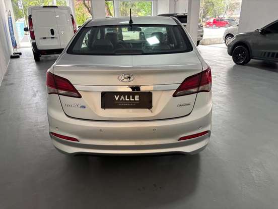HYUNDAI-HB20X-1.6 16V PREMIUM FLEX 4P AUTOMÁTICO HYUNDAI-HB20X-2016