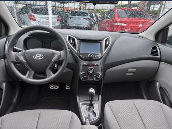 HYUNDAI-HB20X-1.6 16V PREMIUM FLEX 4P AUTOMÁTICO HYUNDAI-HB20X-2014