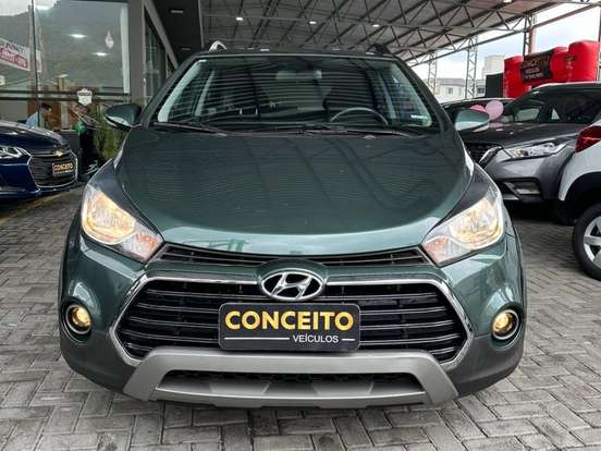 HYUNDAI-HB20X-1.6 16V STYLE FLEX 4P MANUAL HYUNDAI-HB20X-2016