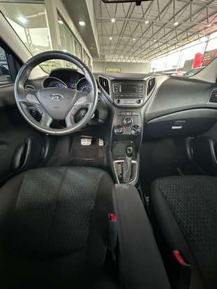 HYUNDAI-HB20X-2016