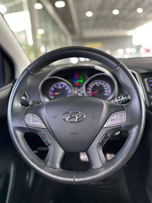 HYUNDAI-HB20X-2016