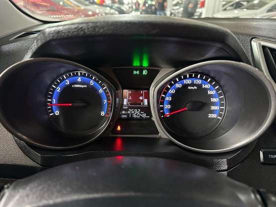 HYUNDAI-HB20X-2015