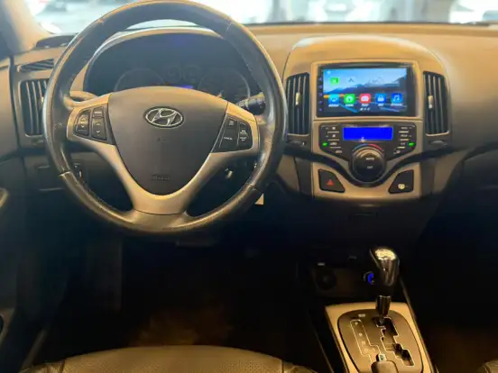 HYUNDAI-I30-2.0 MPFI GLS 16V GASOLINA 4P AUTOMÁTICO HYUNDAI-I30-2011