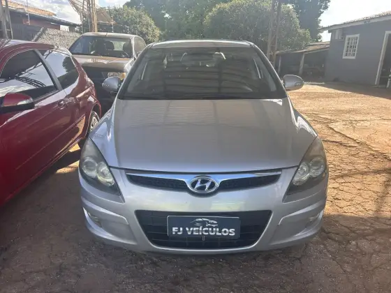 HYUNDAI I30 2.0 MPFI GLS 16V GASOLINA 4P MANUAL