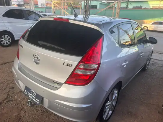 HYUNDAI-I30-2011