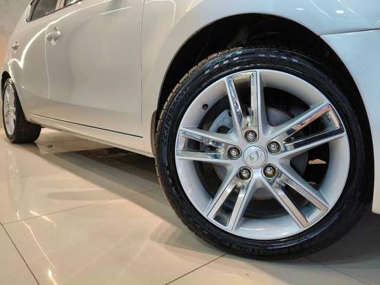HYUNDAI-I30-2009