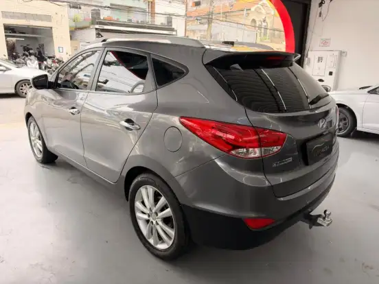 HYUNDAI-IX35-2.0 16V FLEX 4P AUTOMÁTICO HYUNDAI-IX35-2015