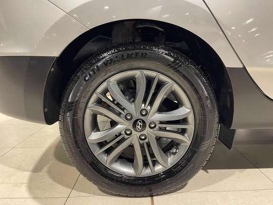 HYUNDAI-IX35-2.0 MPFI GL 16V FLEX 4P AUTOMÁTICO HYUNDAI-IX35-2018