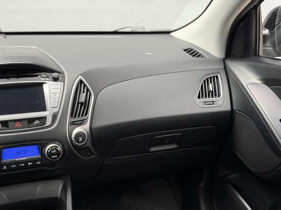 HYUNDAI-IX35-2.0 MPFI GLS 4X2 16V GASOLINA 4P AUTOMÁTICO HYUNDAI-IX35-2011