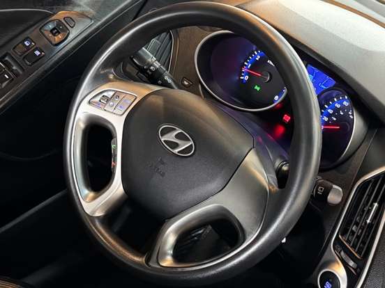 HYUNDAI-IX35-2.0 MPI 4X2 16V FLEX 4P MANUAL HYUNDAI-IX35-2011