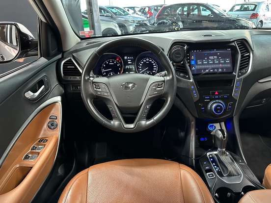 HYUNDAI-SANTA FÉ-3.3 MPFI 4X4 7 LUGARES V6 270CV GASOLINA 4P AUTOMÁTICO HYUNDAI-SANTA FÉ-2018