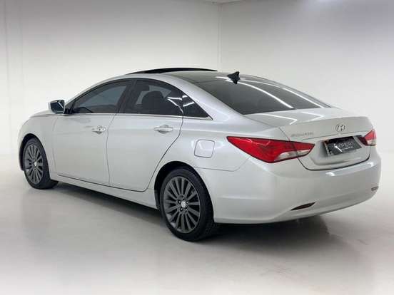 HYUNDAI-SONATA-2012