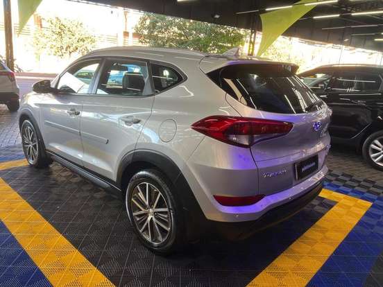 HYUNDAI-TUCSON-2017