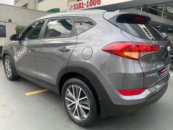 HYUNDAI-TUCSON-2017